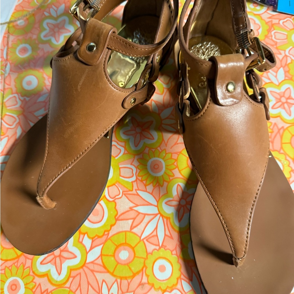 Vince Camuto Cognac Leather T-Strap Sandals with Gold Accents - Picture 6 of 7